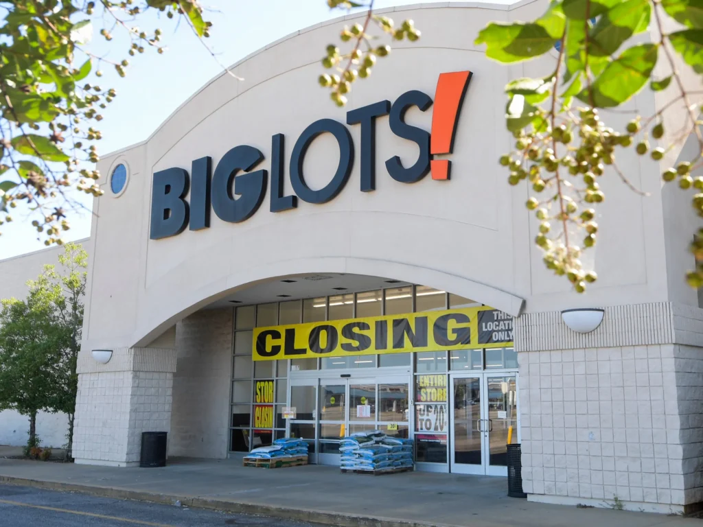Big Lots Store Closing_Image Credit_USA Today